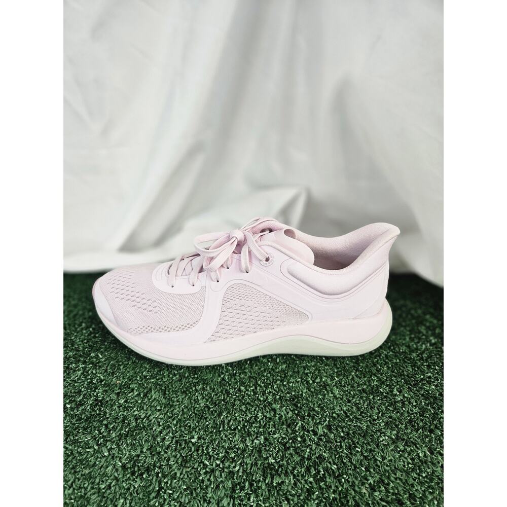 LULULEMON Chargefeel Low Workout Shoe 9 Meadowsweet Pink /Vapor / Pink Peony - Picture 2 of 11
